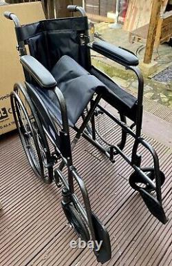 Aidapt Deluxe Self Propelled Aluminium Transit Wheelchair Silver