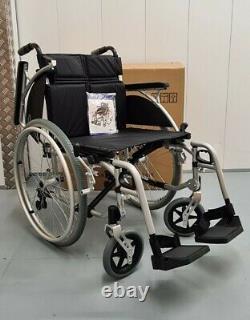 Days Link Self Propelled Crash Tested Wheelchair Lightweight19 inch seat FAB