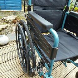 Escape Lite Self Propel Wheelchair 18 Silver Blue Great Condition Lightweight