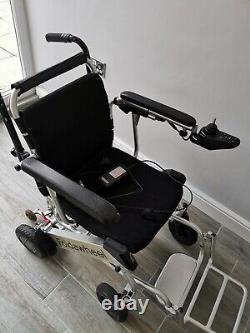 Foldawheel light and foldable powered mobility chair / wheelchair