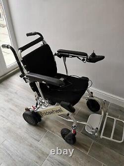 Foldawheel light and foldable powered mobility chair / wheelchair
