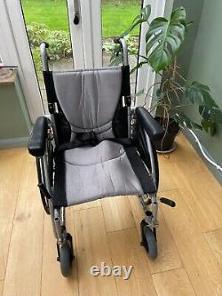 Karma S ergo125 ultralight wheelchair silver only used 5 times