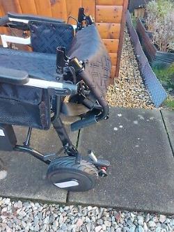 Lightweight folding electric powered wheelchair