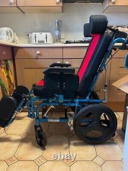Quirumed Lightweight folding wheelchair used
