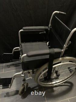 Wheelchair Better Life Drive DeVilbiss LAWC001 18 Lightweight Folding Black